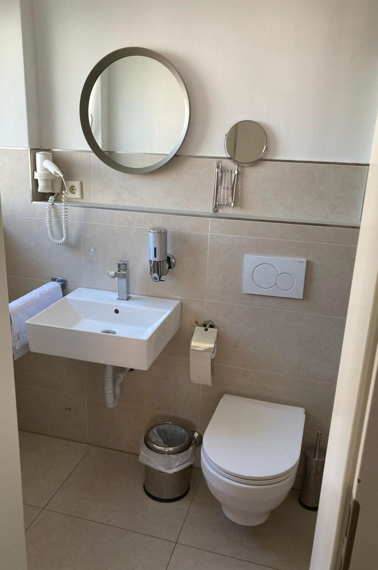 Erde Hotel Erlangen Luaran gambar