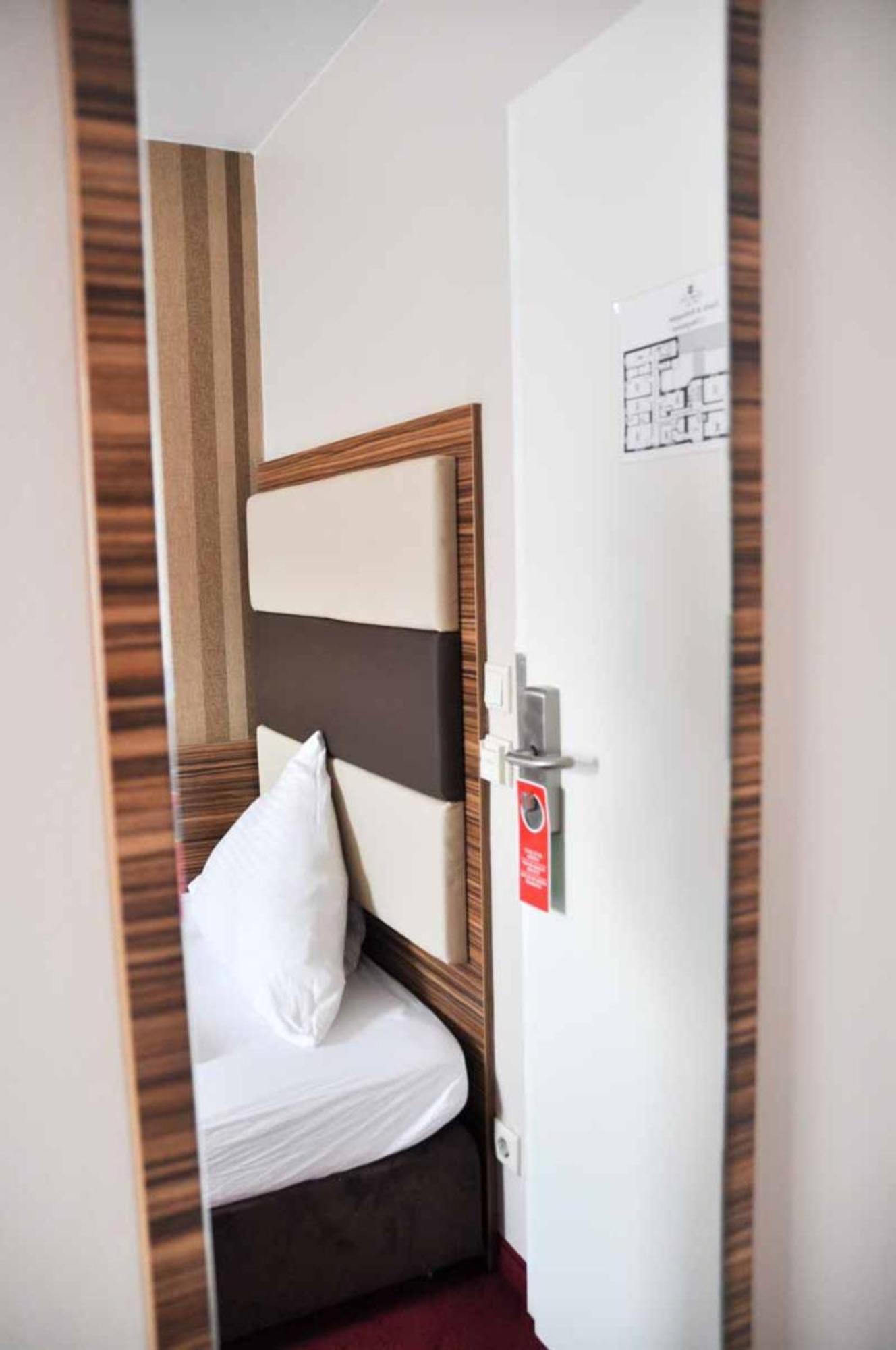 Erde Hotel Erlangen Luaran gambar