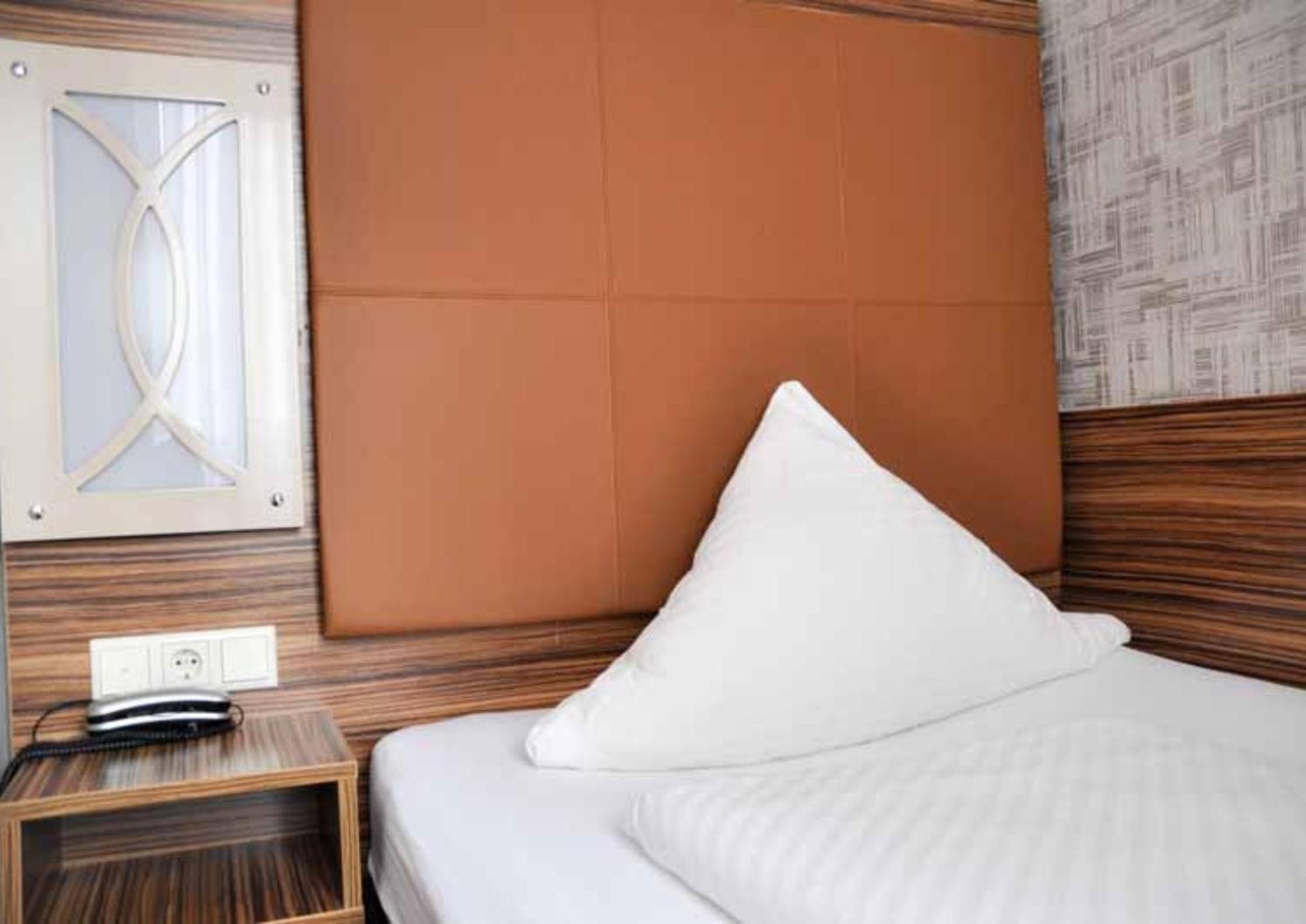 Erde Hotel Erlangen Luaran gambar