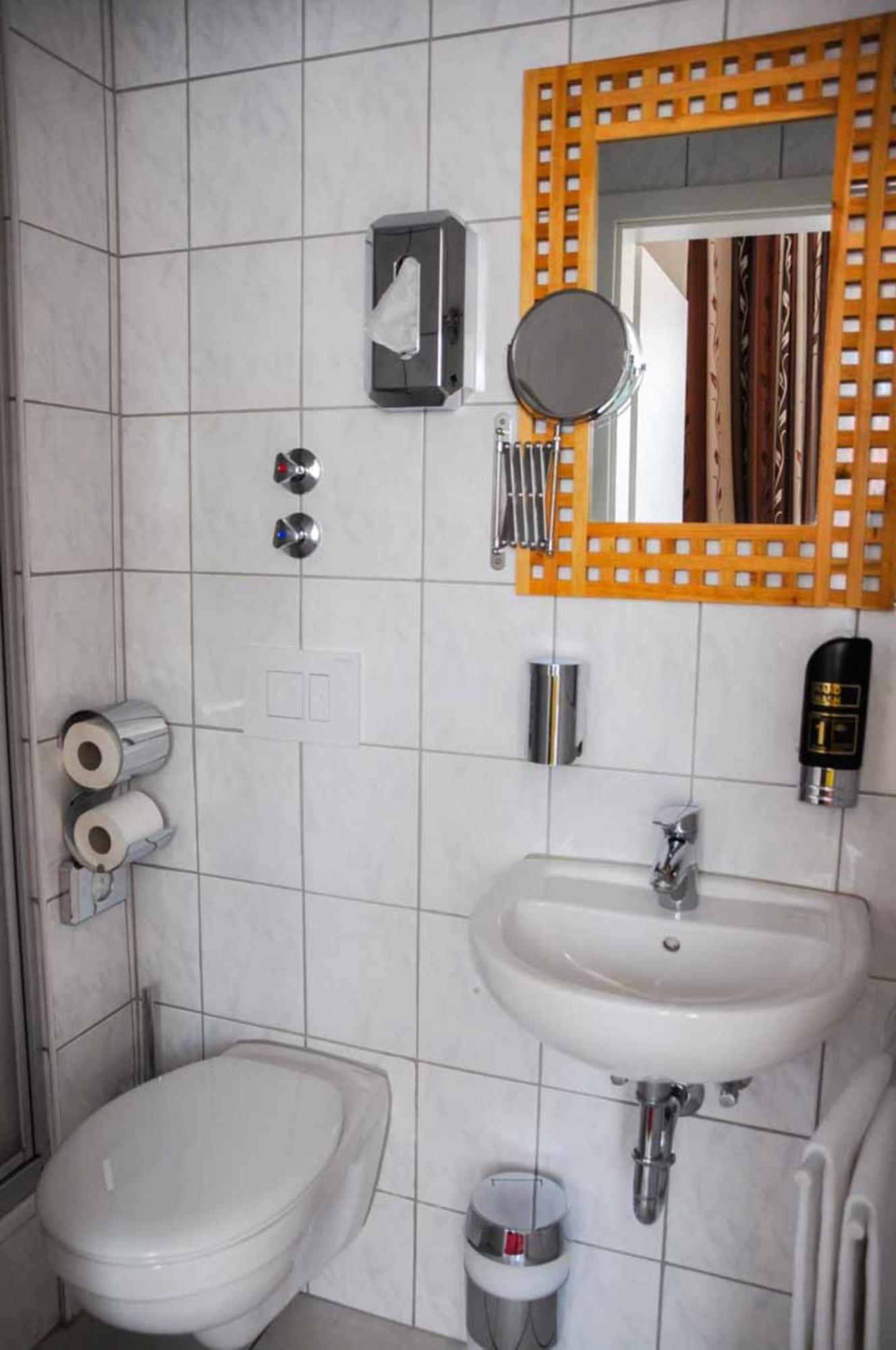 Erde Hotel Erlangen Luaran gambar