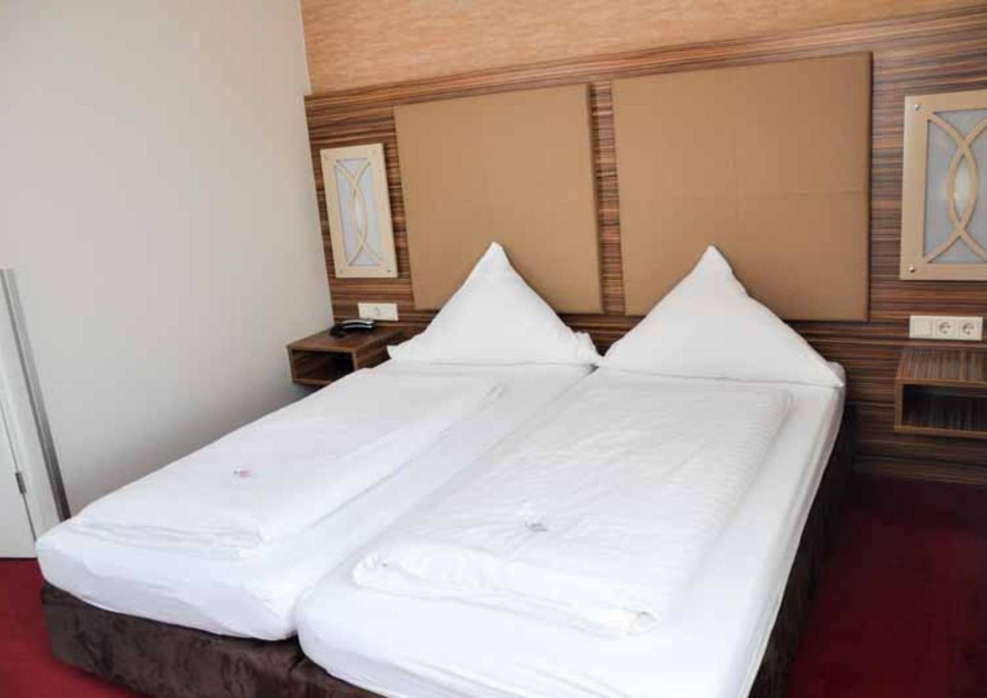 Erde Hotel Erlangen Luaran gambar