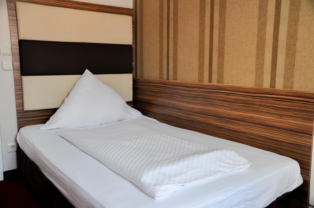 Erde Hotel Erlangen Luaran gambar