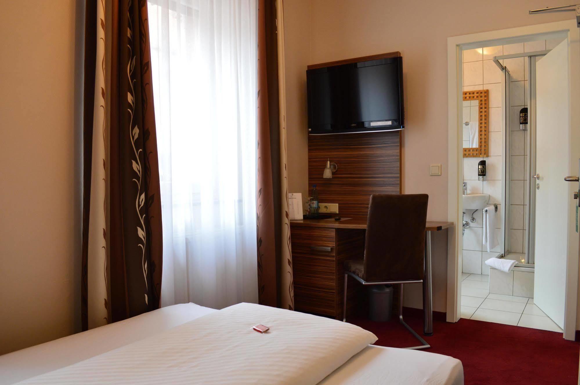 Erde Hotel Erlangen Luaran gambar
