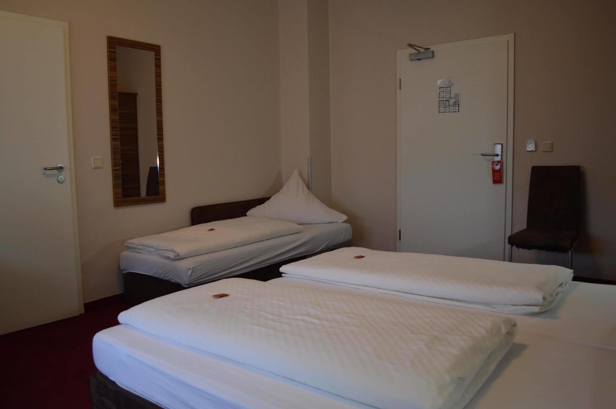 Erde Hotel Erlangen Luaran gambar