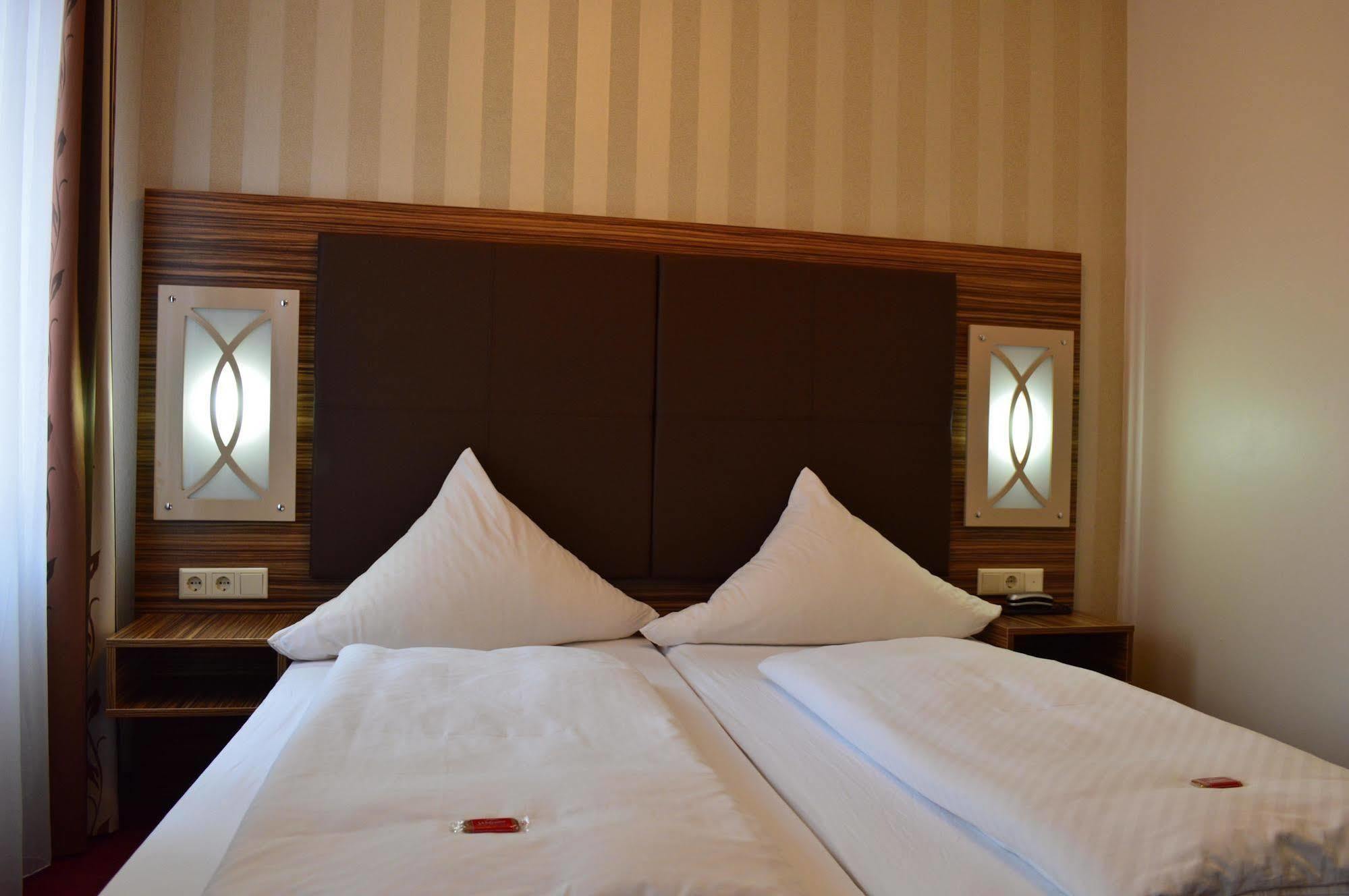 Erde Hotel Erlangen Luaran gambar