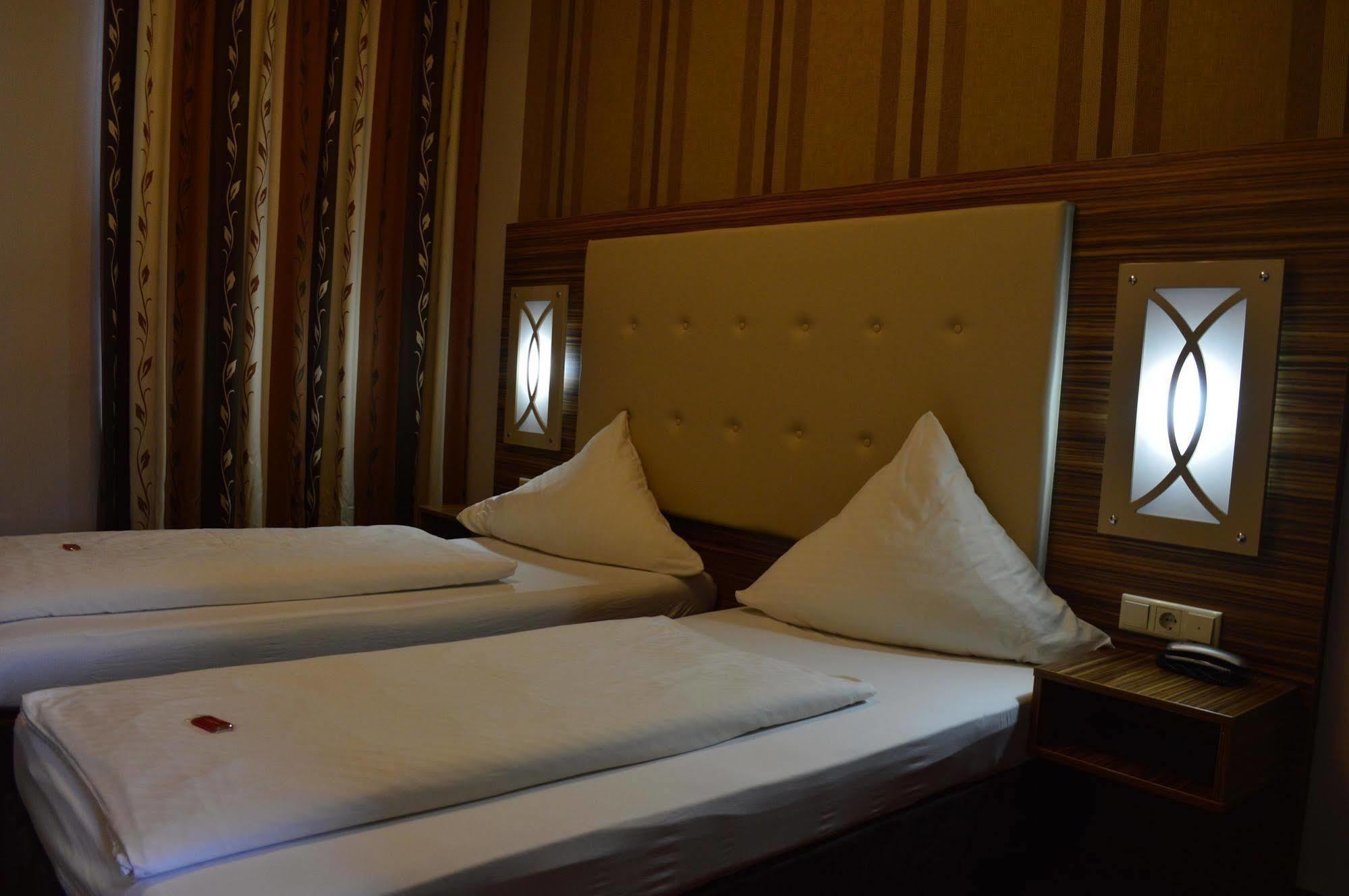 Erde Hotel Erlangen Luaran gambar